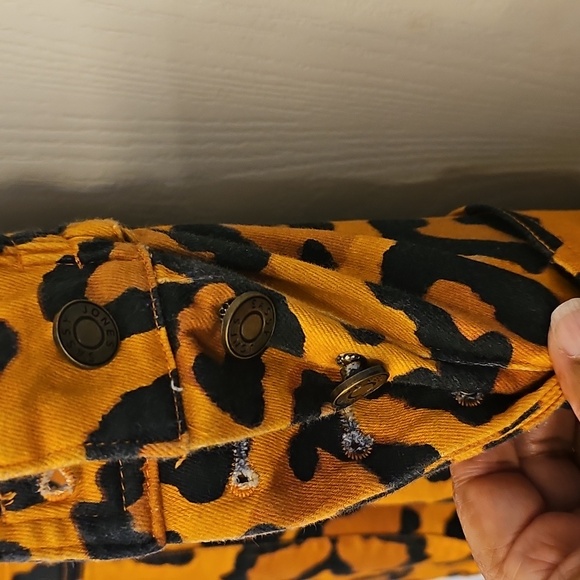 Sassy Jones Stevie Overalls - Leopard - Picture 3 of 6